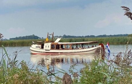 Salonboot de Nieuwe Liefde